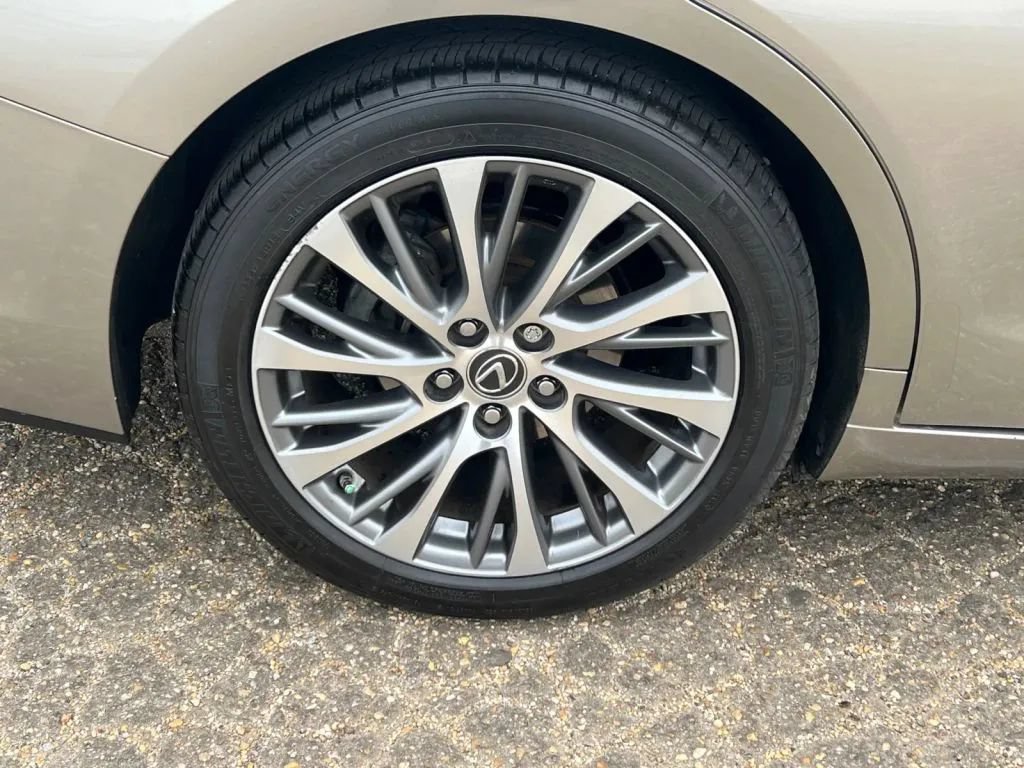 Used 2019 Lexus ES 350 w/ Premium Package FWD image 35