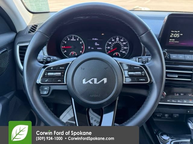 Used 2023 Kia Seltos EX AWD/4WD image 21