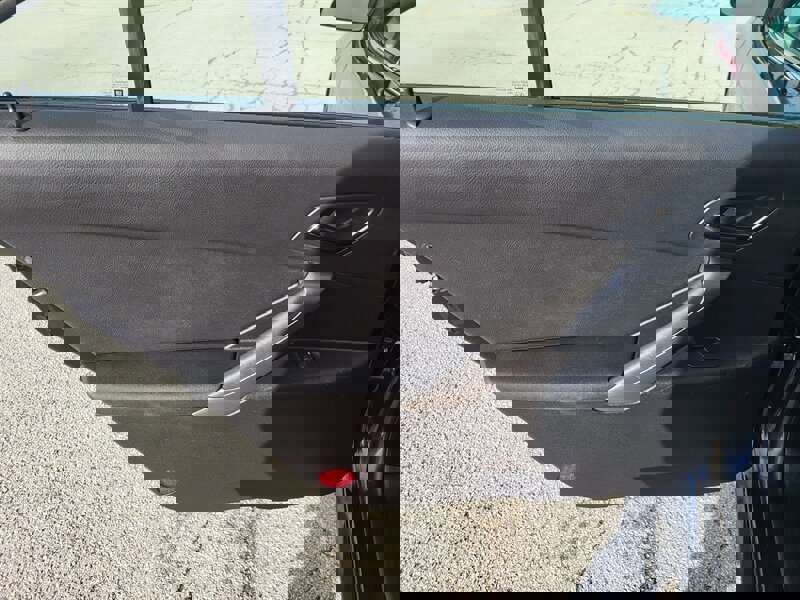 Used 2009 Pontiac G6 GXP w/ Sun And Sound Plus Package image 26