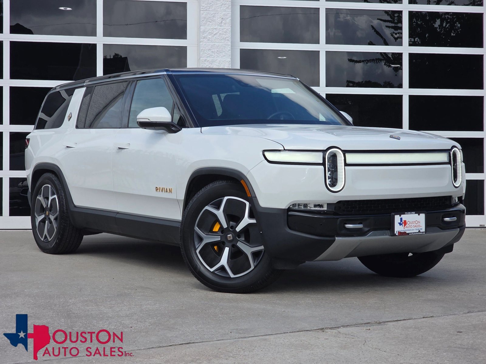 Used 2023 Rivian R1S Adventure Quad