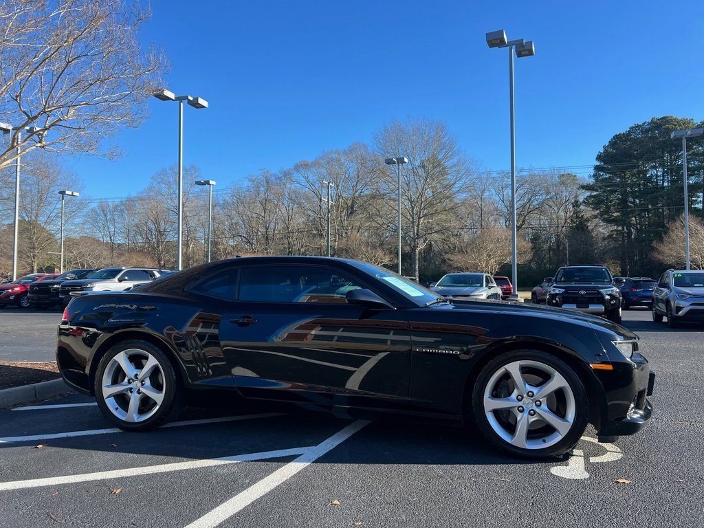 Used 2015 Chevrolet Camaro SS w/ RS Package image 2