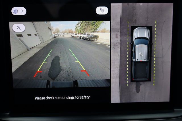 Used 2024 Ford F250 Lariat w/ Lariat Ultimate Package image 9