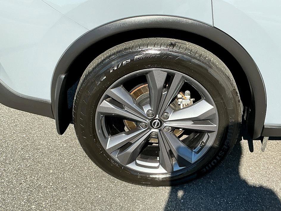 Certified 2024 Nissan Murano Platinum w/ Cargo Package image 9