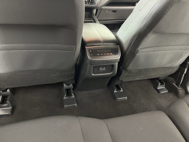 Used 2023 Nissan Pathfinder SV image 44