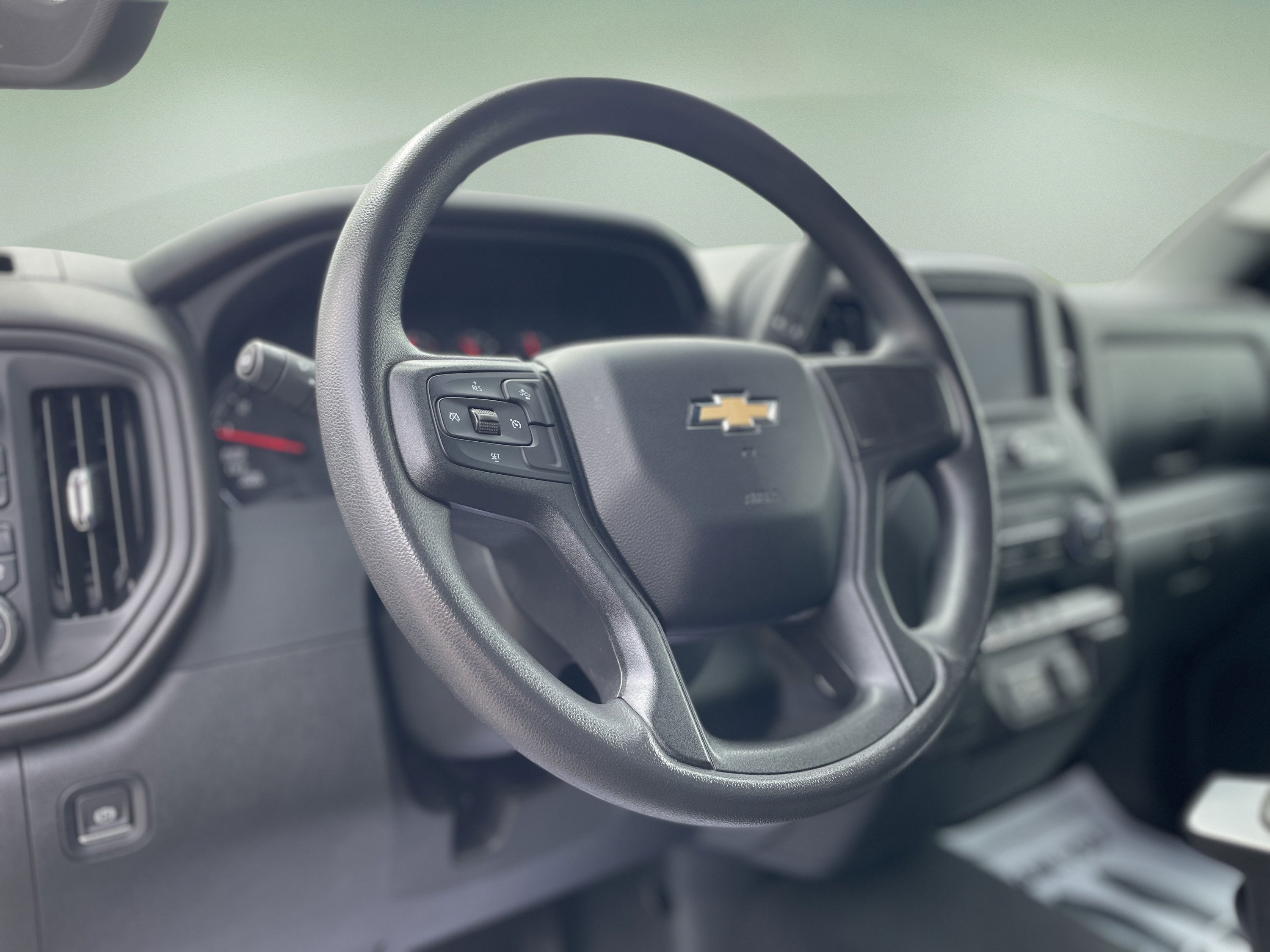 Used 2023 Chevrolet Silverado 1500 Custom w/ LPO, Dark Essentials Package AWD/4WD image 18