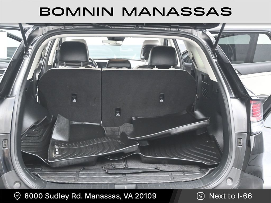 Used 2024 Kia Sportage EX image 11