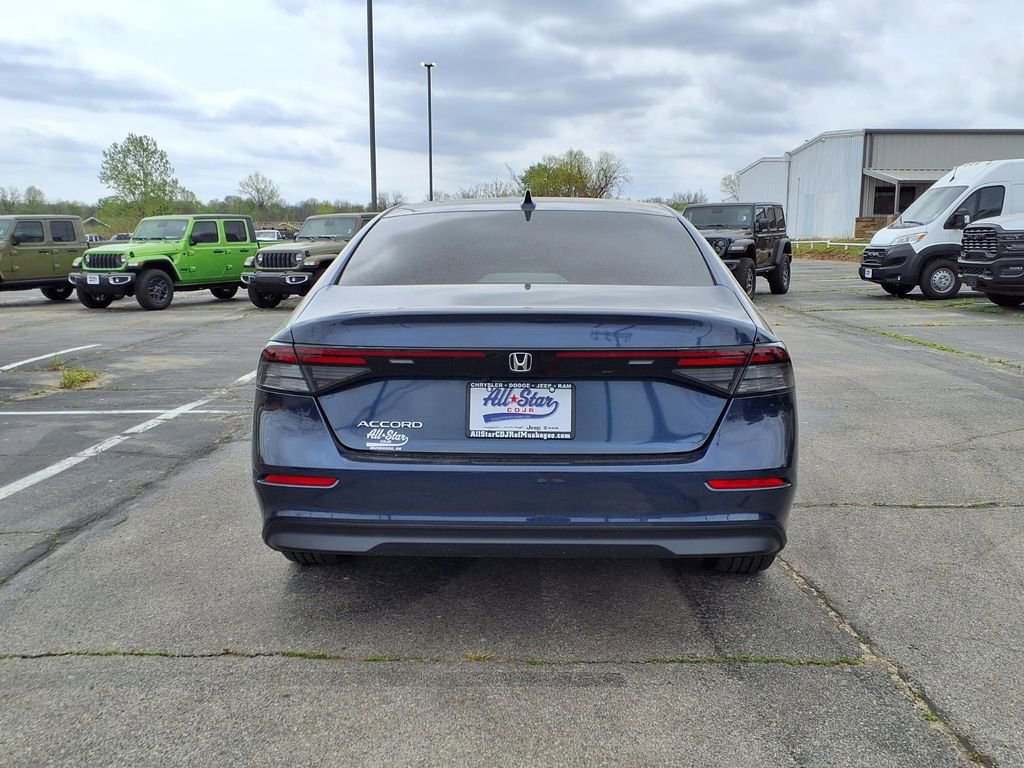 Used 2024 Honda Accord EX image 6