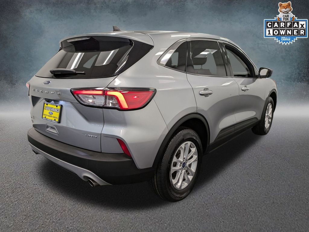Used 2022 Ford Escape SE image 4