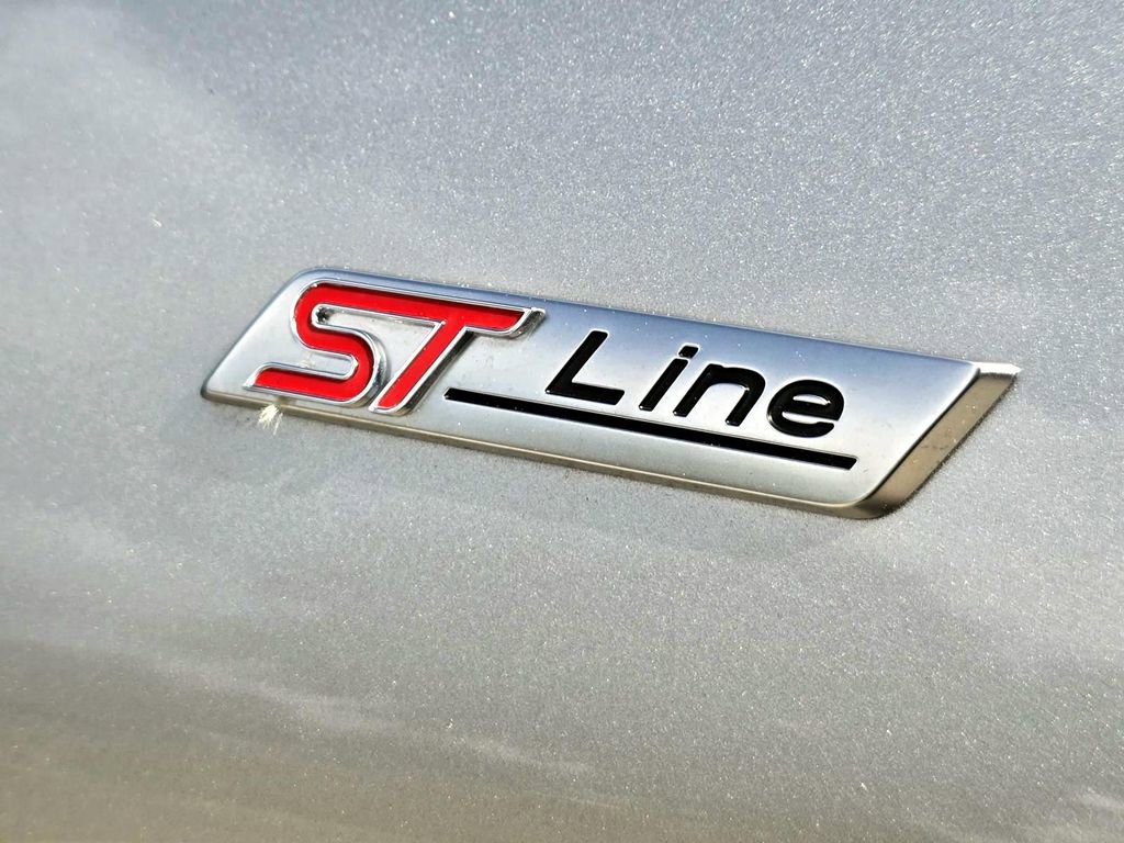 Used 2023 Ford Explorer ST-Line w/ Class IV Trailer Tow Package image 11