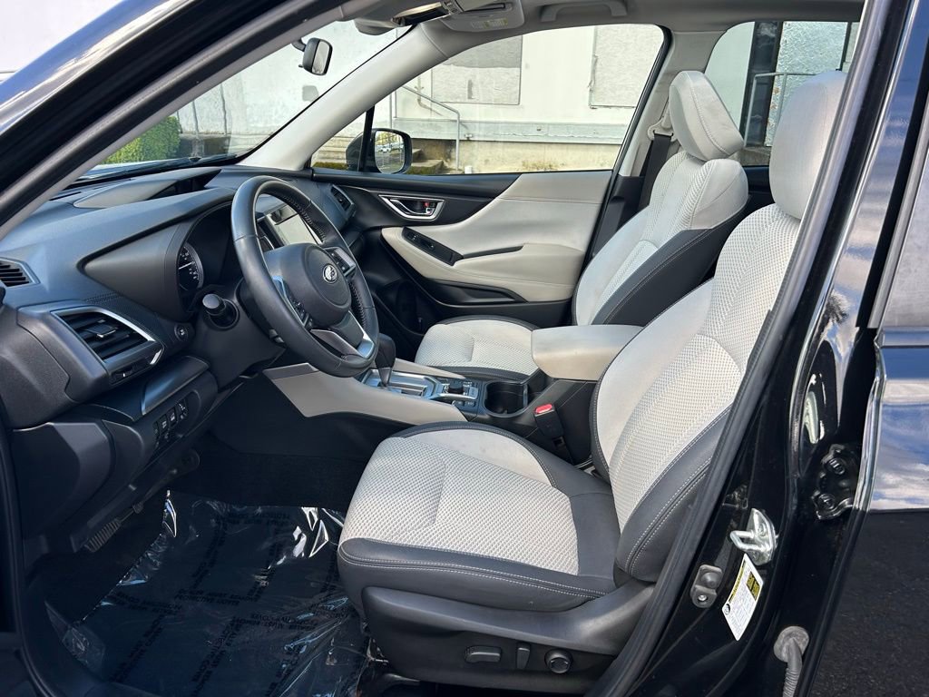 Used 2021 Subaru Forester Premium AWD/4WD image 10