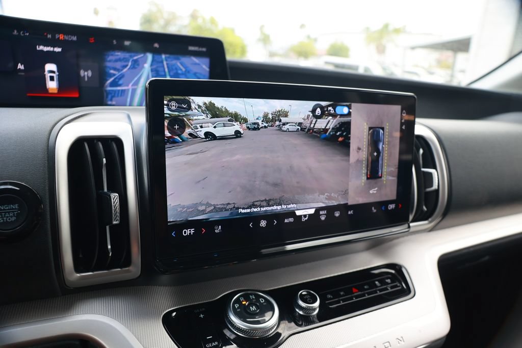 Used 2025 Ford Expedition Active RWD image 27