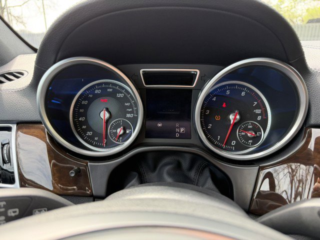 Used 2017 Mercedes-Benz GLS 450 4MATIC image 12