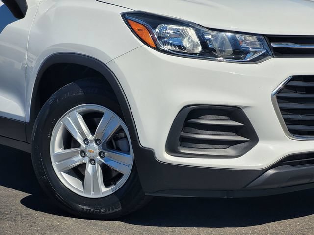 Used 2021 Chevrolet Trax LS w/ Fleet Convenience Package FWD image 9