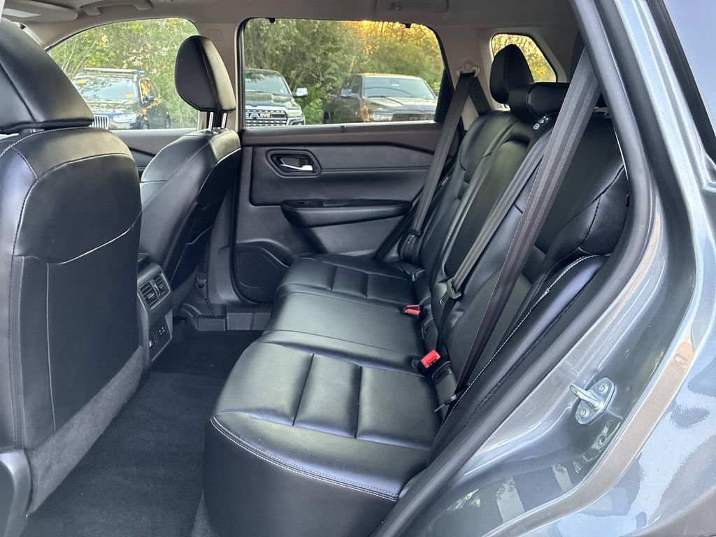 Certified 2023 Nissan Rogue SL w/ SL Premium Package AWD/4WD image 16