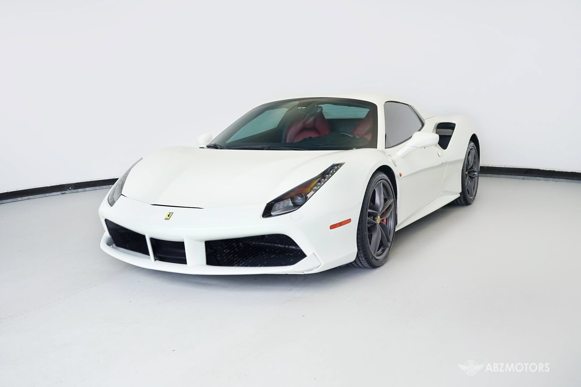 Used 2019 Ferrari 488 Spider RWD image 2