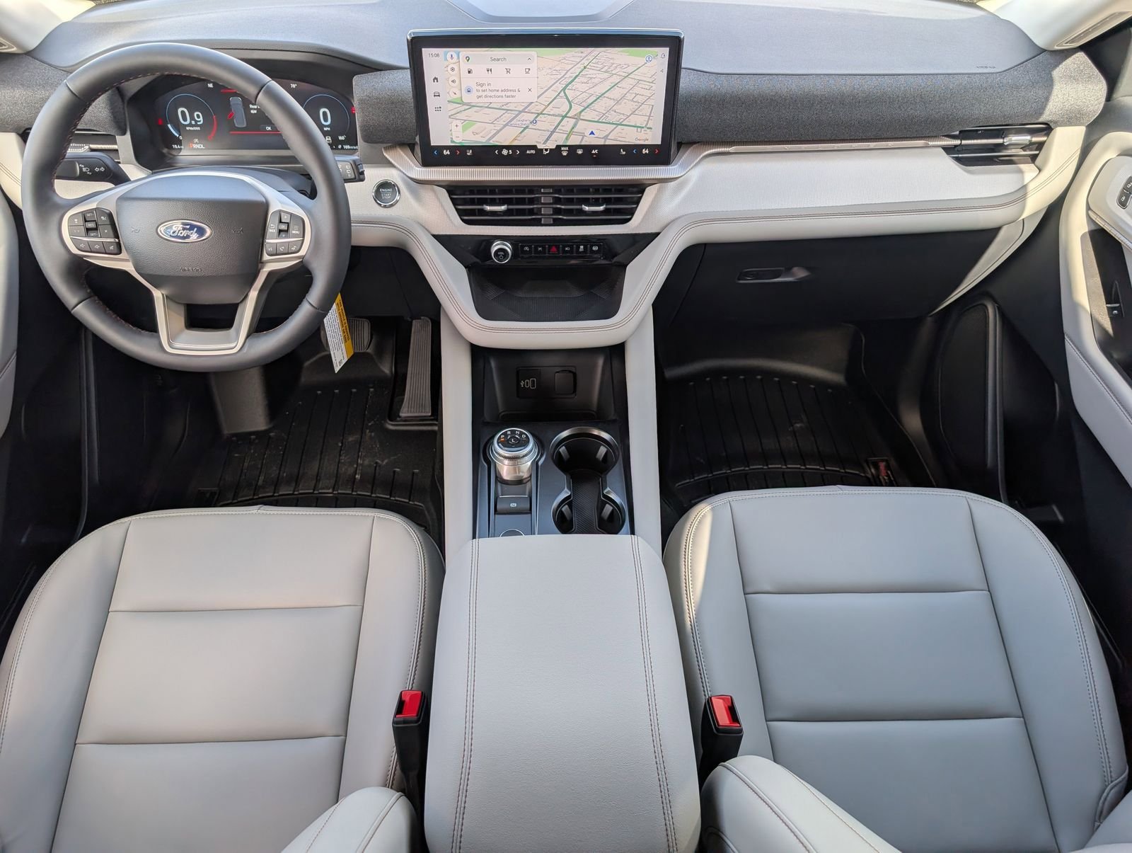New 2026 Ford Explorer Active w/ Active Comfort Package image 5