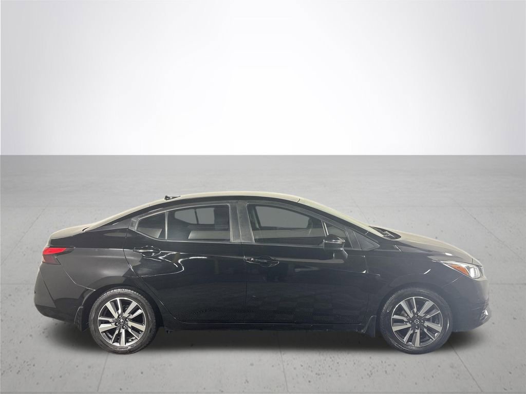 Used 2020 Nissan Versa SV FWD image 5