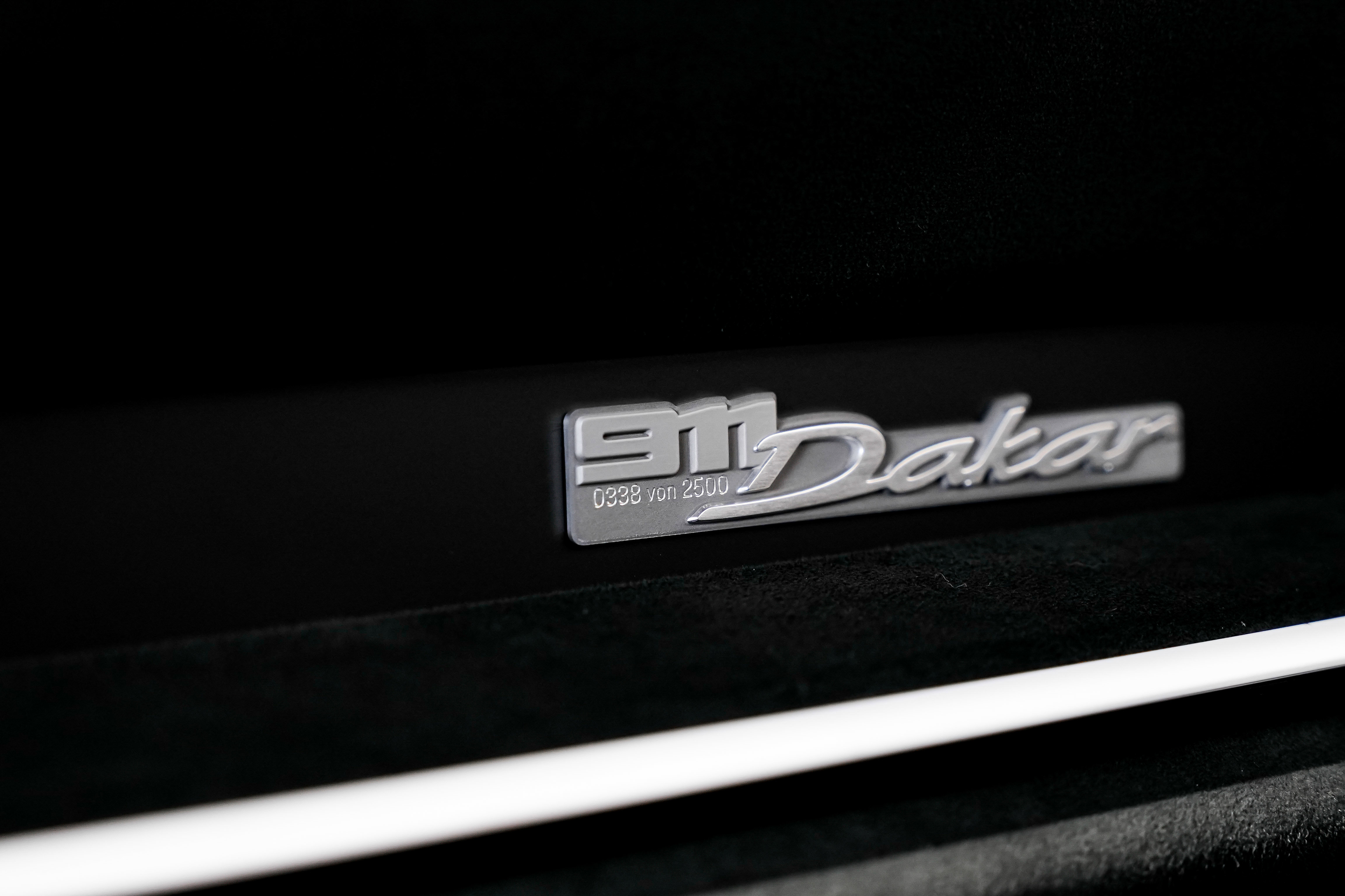 Used 2024 Porsche 911 Dakar image 22