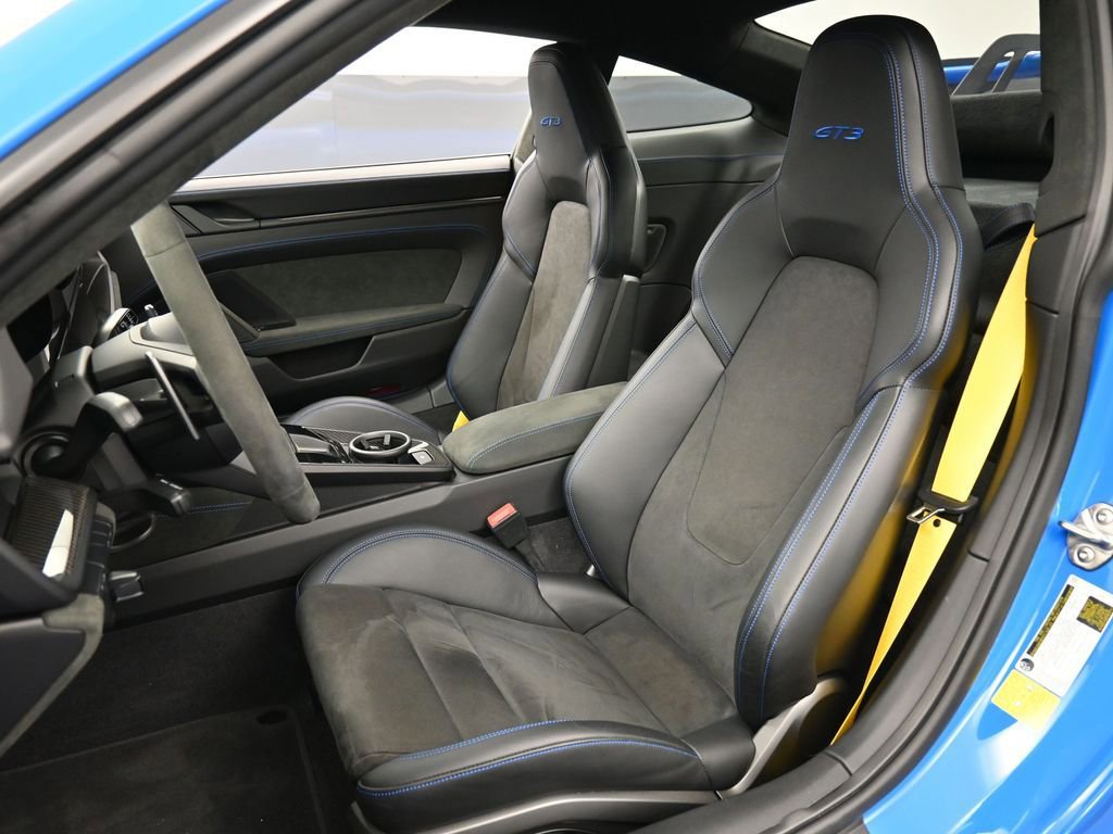 Certified 2022 Porsche 911 GT3 image 5
