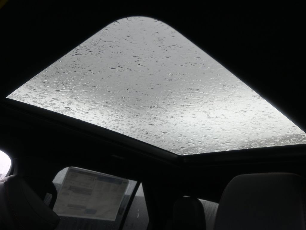 New 2026 Ford Explorer ST-Line w/ ST-Line Street Pack image 33