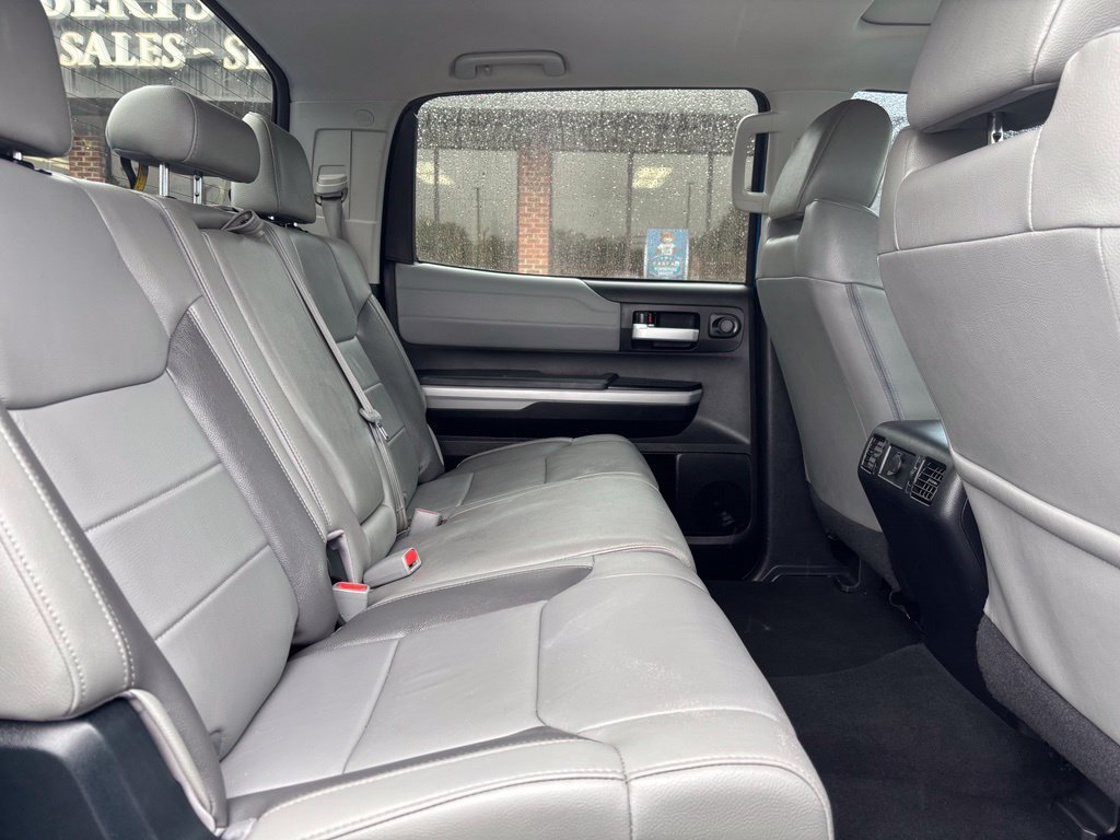 Used 2018 Toyota Tundra Limited w/ Limited Premium Package AWD/4WD image 27