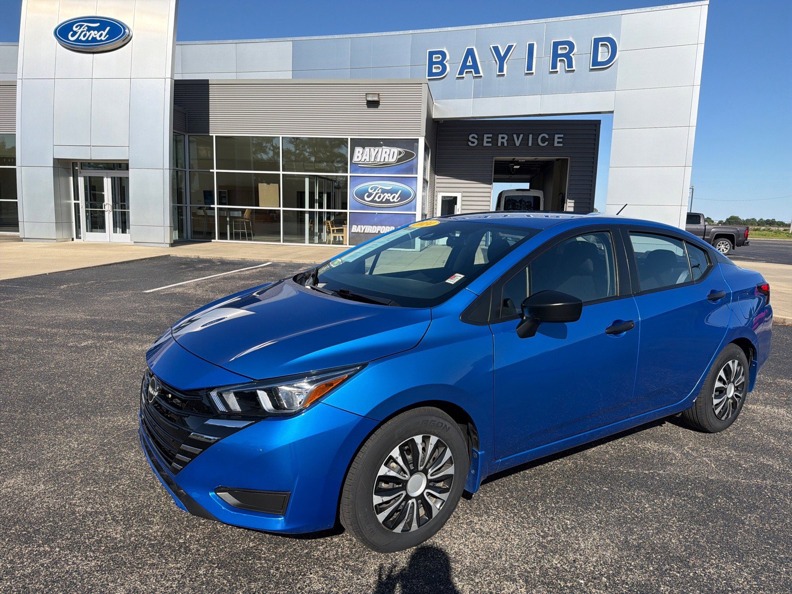 Used 2024 Nissan Versa S w/ Trunk Package
