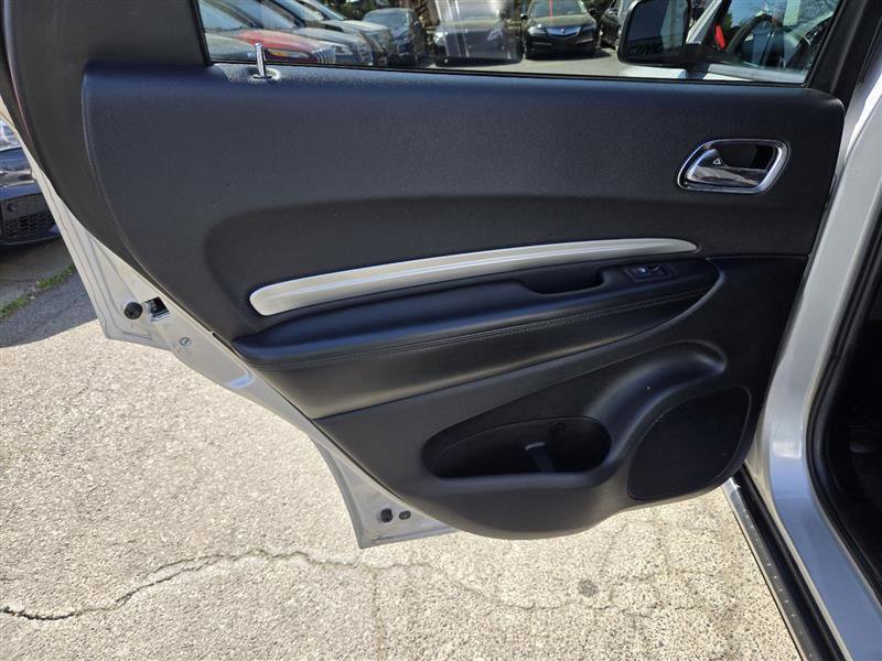 Used 2013 Dodge Durango SXT image 37