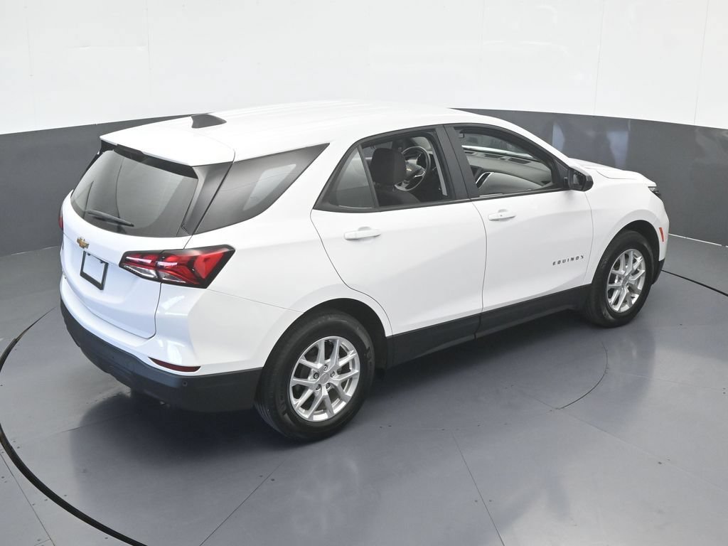 Used 2024 Chevrolet Equinox LS w/ Driver Confidence II Package FWD image 45