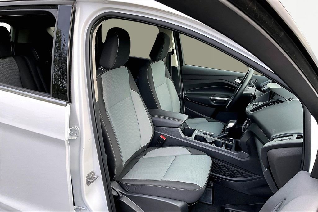 Certified 2019 Ford Escape SE image 7