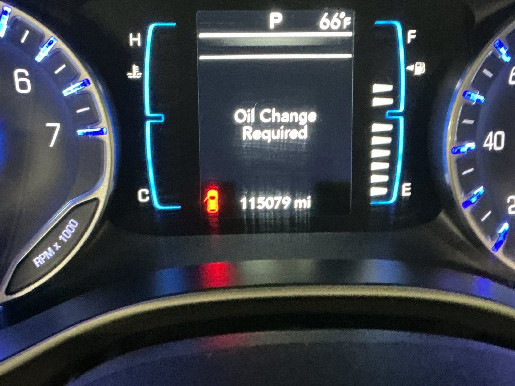 Used 2018 Chrysler Pacifica Touring Plus FWD image 22