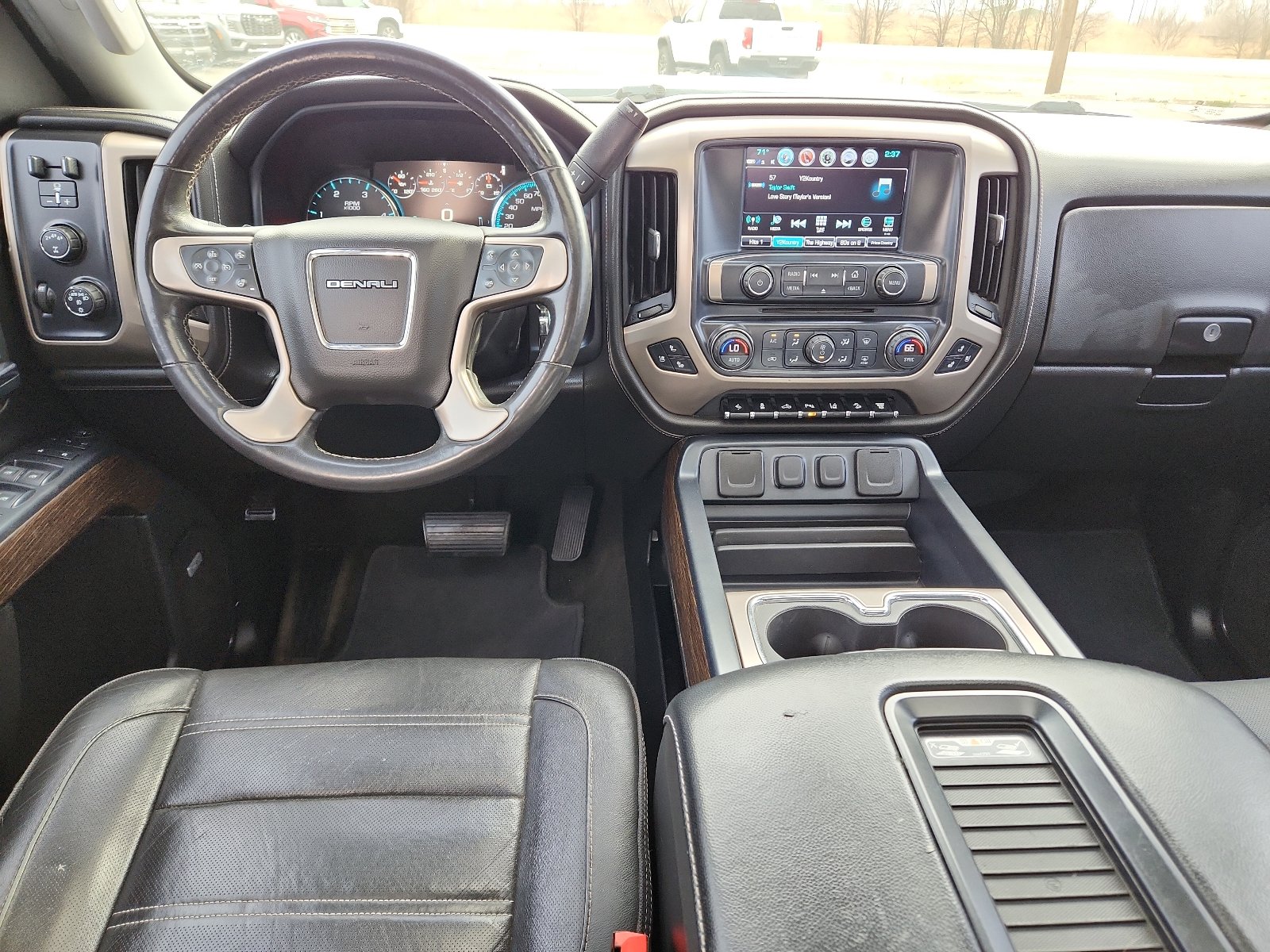 Used 2017 GMC Sierra 2500 Denali w/ Duramax Plus Package image 10