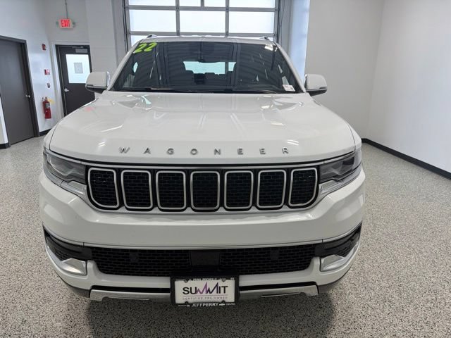 Used 2022 Jeep Wagoneer Series III AWD/4WD image 7