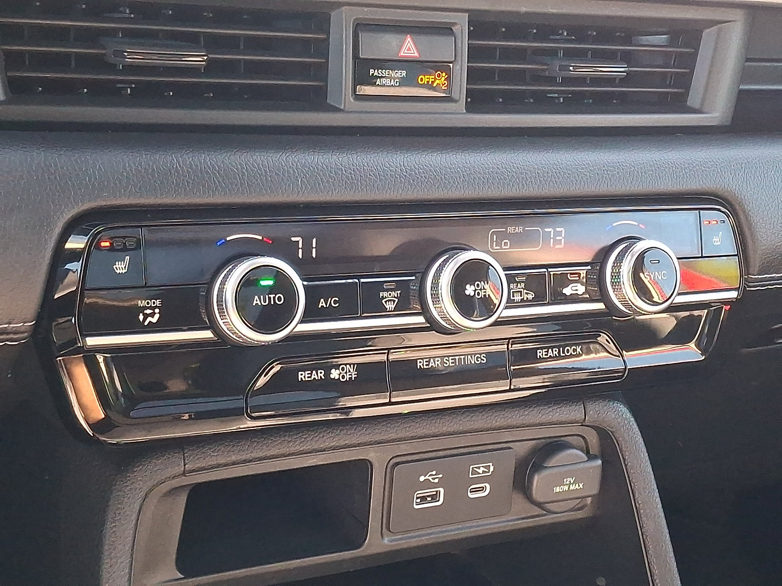 Used 2023 Honda Pilot Touring image 16