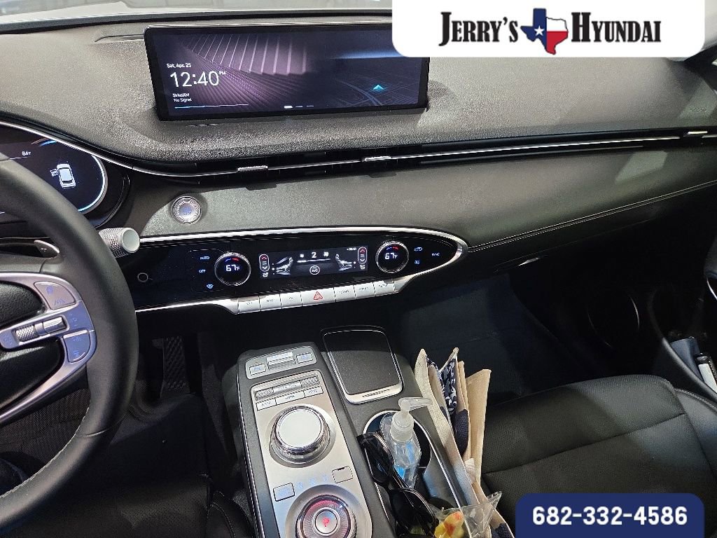 Used 2025 Genesis GV70 2.5T AWD/4WD image 9