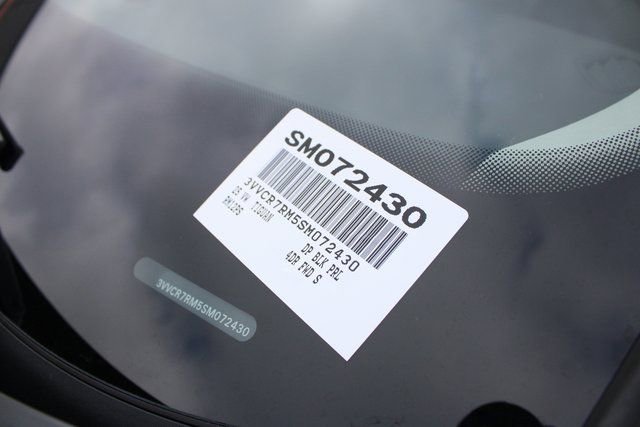 New 2025 Volkswagen Tiguan S FWD image 29