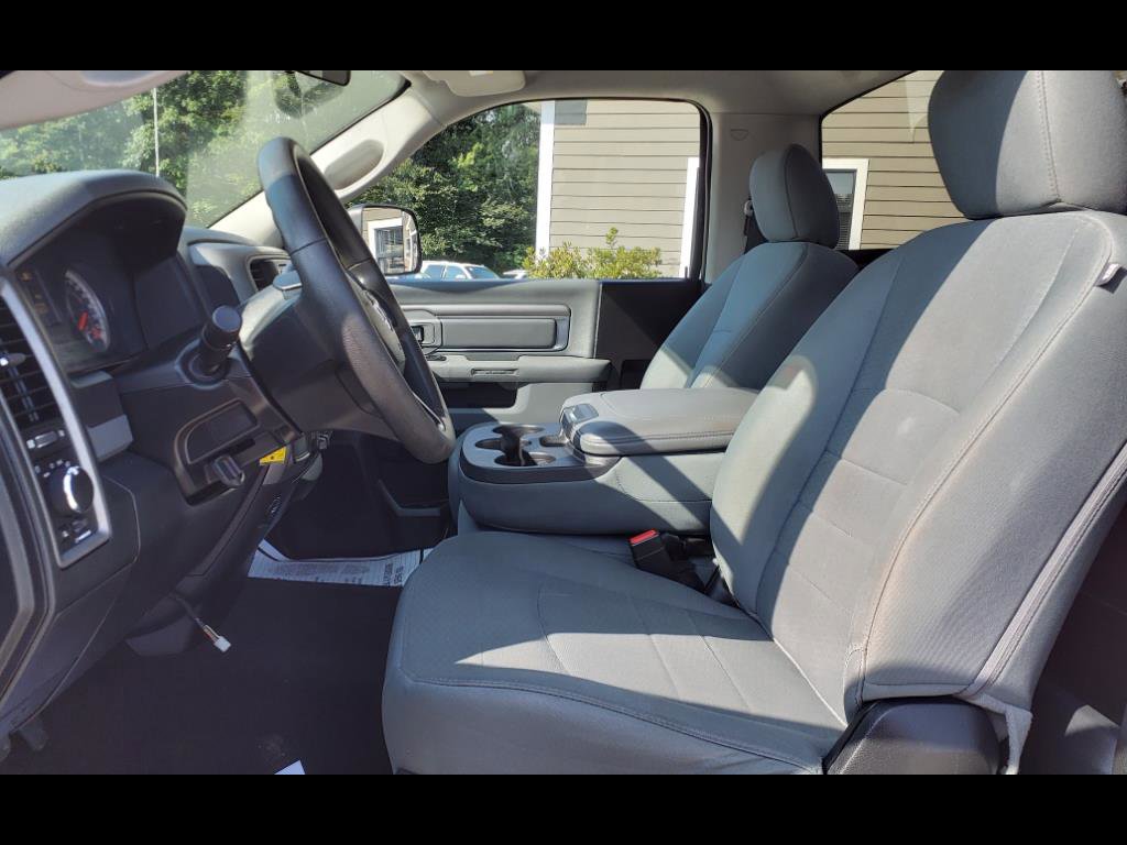 Used 2018 RAM 3500 Tradesman w/ Power & Remote Entry Group image 9