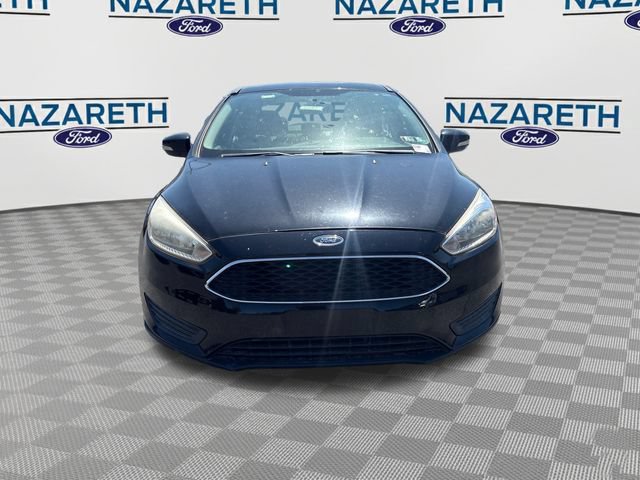 Used 2016 Ford Focus SE w/ SE Cold Weather Package FWD image 2