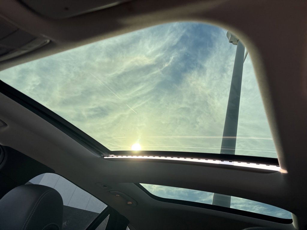 Used 2016 Mercedes-Benz GLC 300 4MATIC image 23