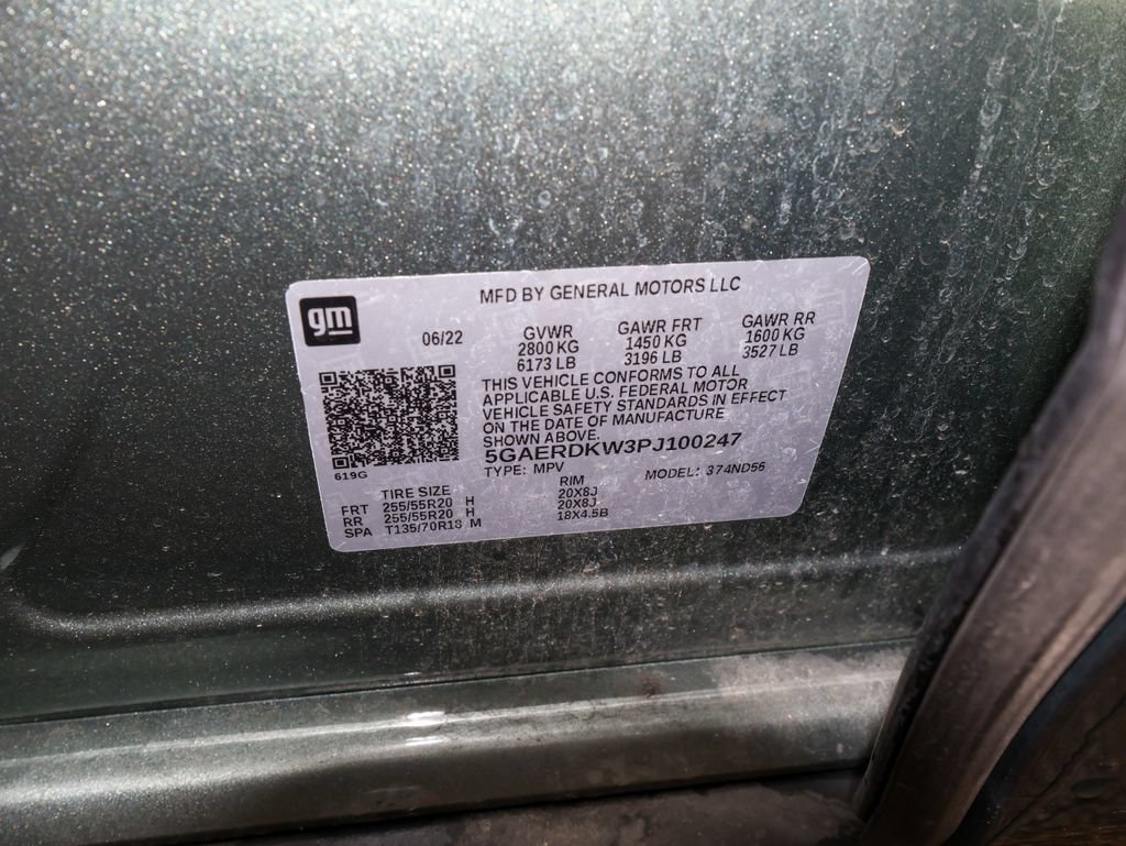 Used 2023 Buick Enclave Avenir w/ LPO, Floor Liner Package FWD image 38