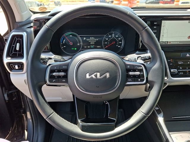 Used 2023 Kia Sorento EX AWD/4WD image 17