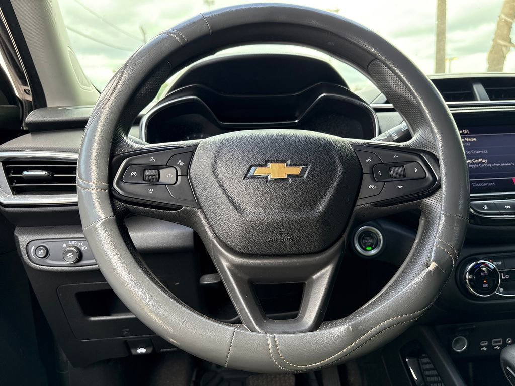 Used 2021 Chevrolet TrailBlazer LT w/ Convenience Package FWD image 10