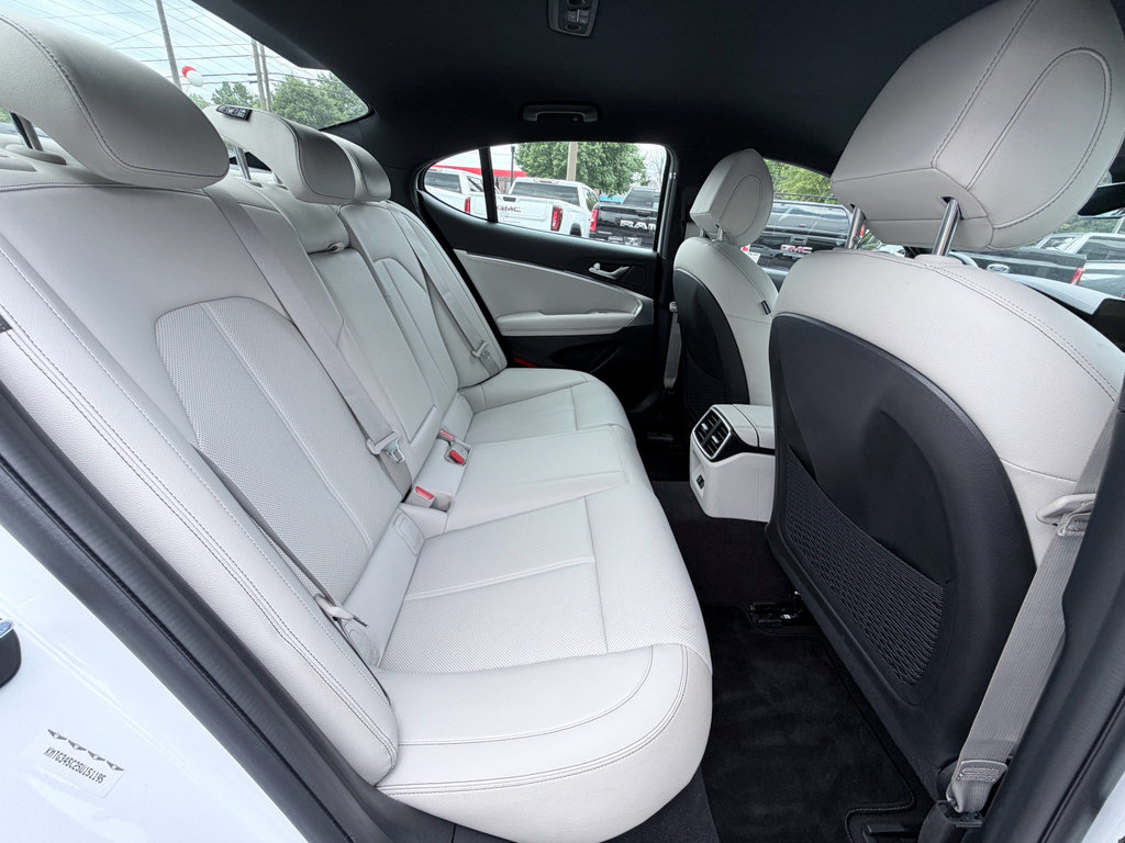 Used 2025 Genesis G70 2.5T AWD/4WD image 26