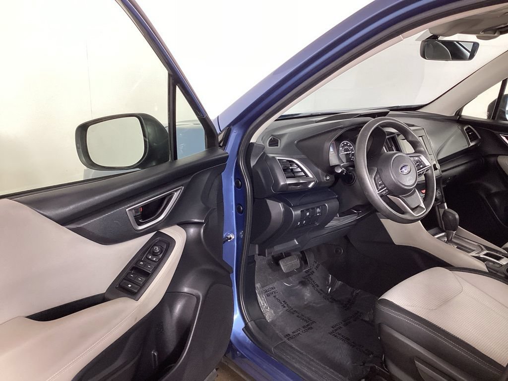 Used 2021 Subaru Forester AWD/4WD image 9