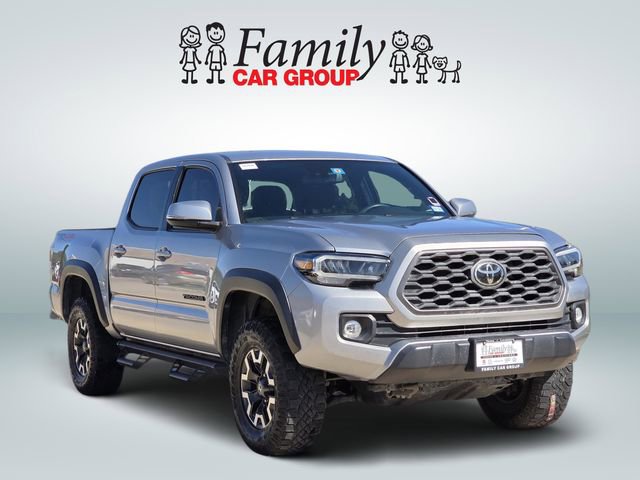 Used 2021 Toyota Tacoma TRD Off-Road w/ Technology Package image 2