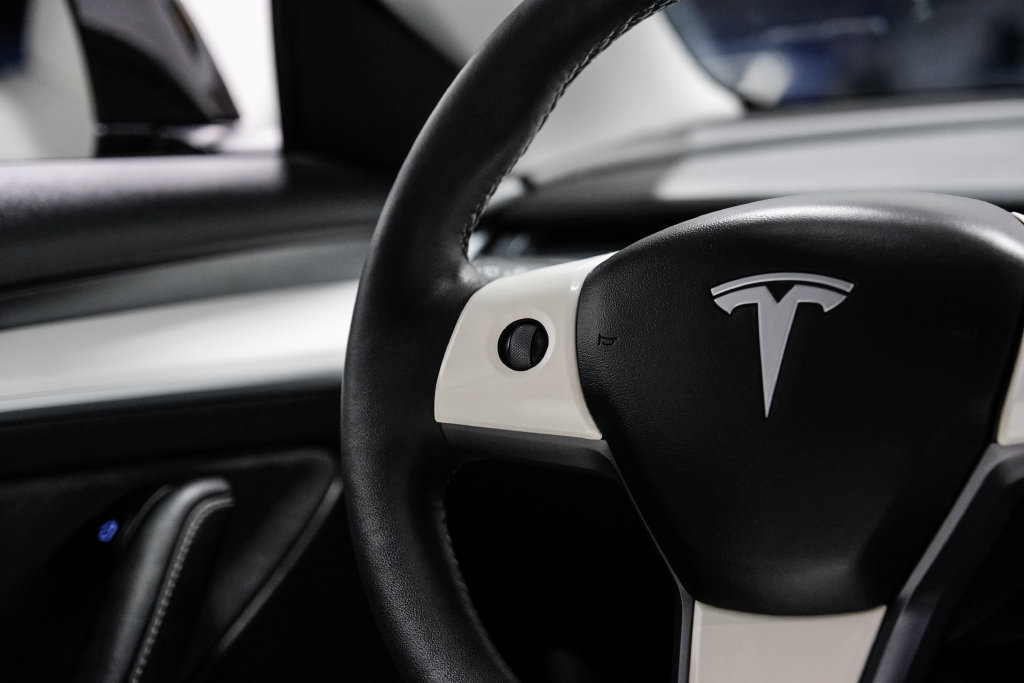 Used 2021 Tesla Model 3 Performance AWD/4WD image 20