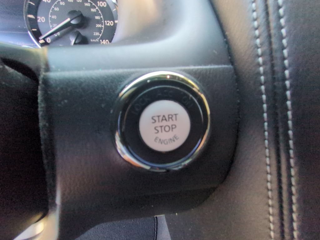 Used 2021 INFINITI QX80 Sensory w/ All-Season Package AWD/4WD image 19