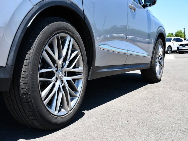 Used 2022 Acura MDX SH-AWD w/ Advance Package image 9