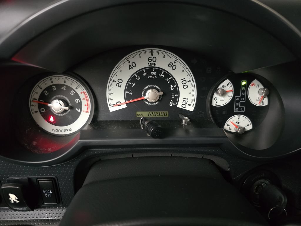 Used 2012 Toyota FJ Cruiser 4WD w/ Convenience Pkg image 21