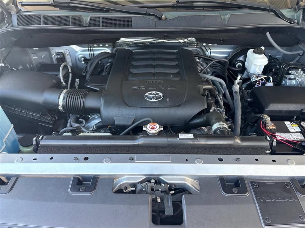 Used 2019 Toyota Tundra SR5 w/ SR5 Upgrade Package AWD/4WD image 29