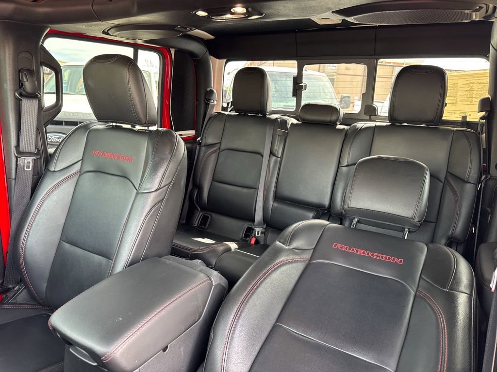 Used 2022 Jeep Gladiator Rubicon w/ Cold Weather Group image 29